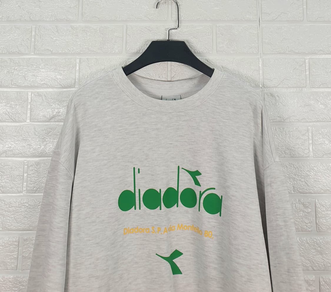 [105]디아도라 맨투맨 상품이미지3