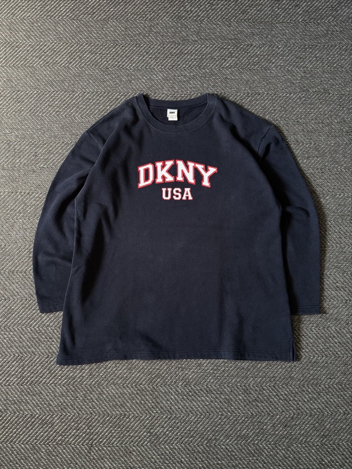 90s USA DKNY 스펠아웃 빈티지 스웻셔츠 (105) 상품이미지1