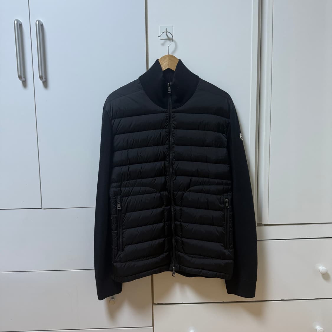 몽클레어 김현우 니트패딩
XL사이즈  상품이미지1