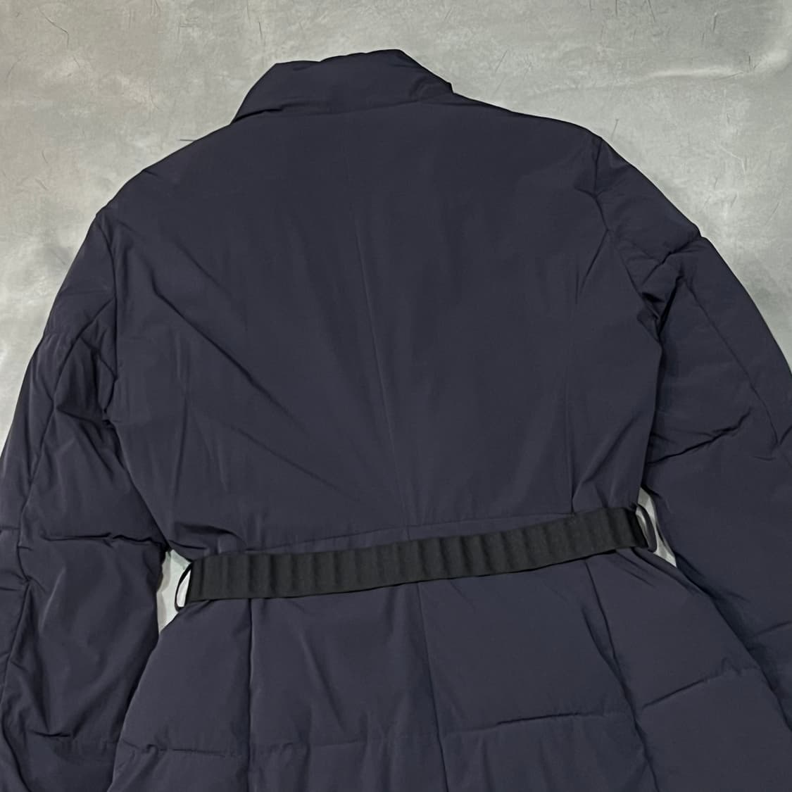  엠포리오 아르마니 버클 롱패딩 y15540 상품이미지4