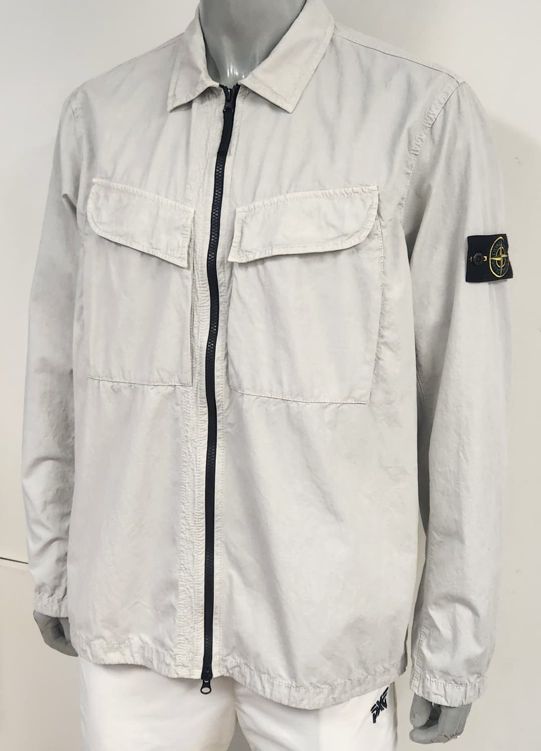 스톤아일랜드 새상품 올드이펙트 오버셔츠 22FW 라이트 그레이 XL 상품이미지3