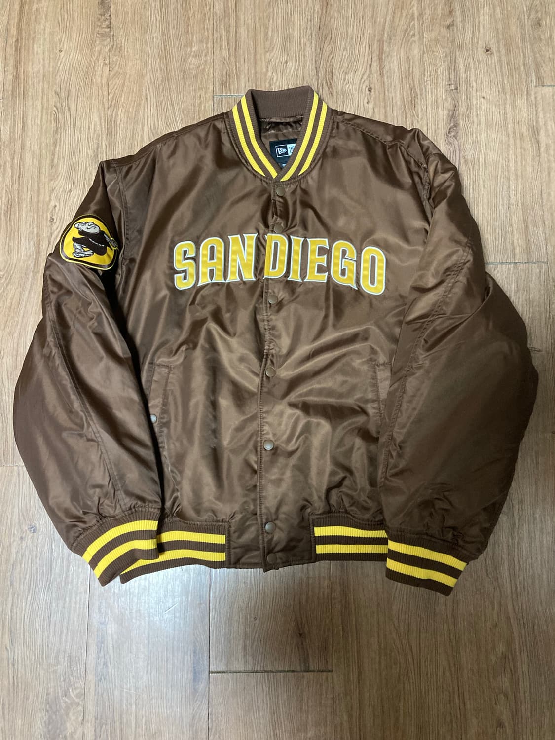 [2XL/XXL] 뉴에라 샌디에이고 스타디움 자켓 점퍼 / 브라운 상품이미지3