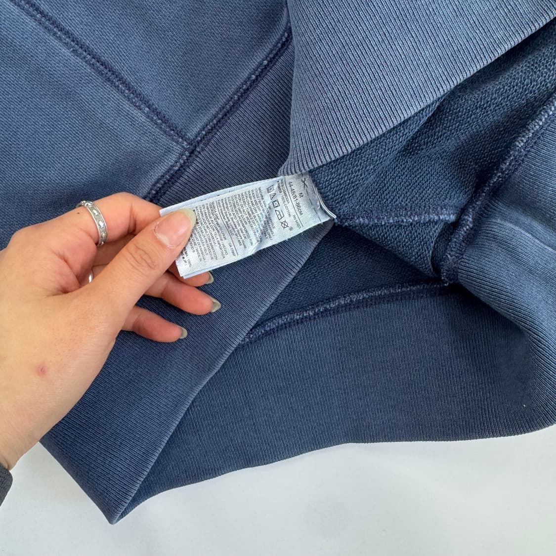 Gap 갭 화이트 그런지 로고 네이비 맨투맨 상품이미지6