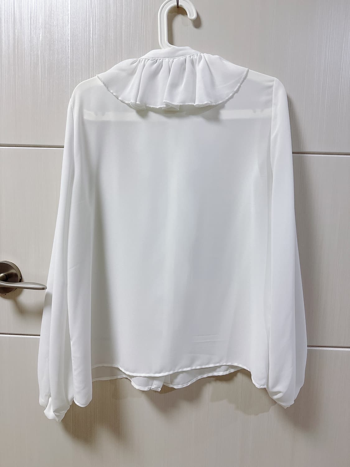 [ZARA] 자라 러플 화이트 블라우스 (M) 미착용 셔링 레이스 상품이미지6