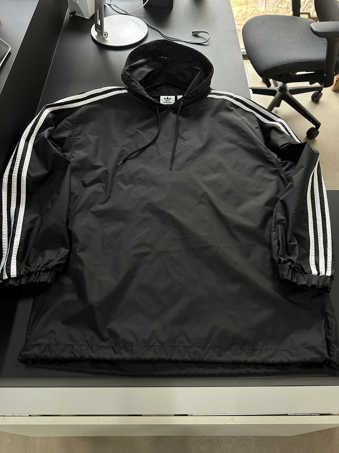 아디다스 윈드브레이커 후드 웜업져지 상품이미지5