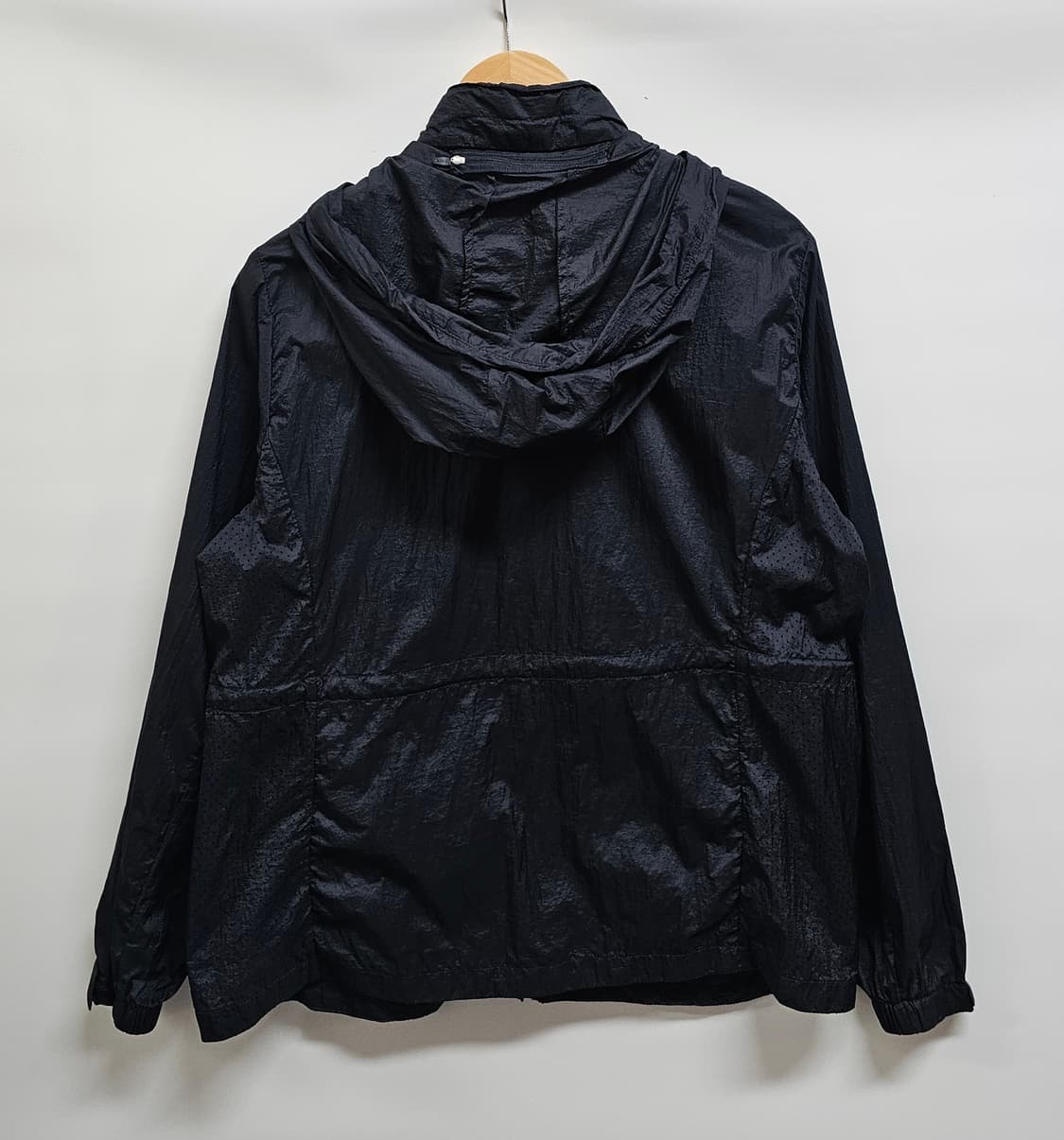 몽벨 여성 경량 바람막이 XL 24년신상 상품이미지2