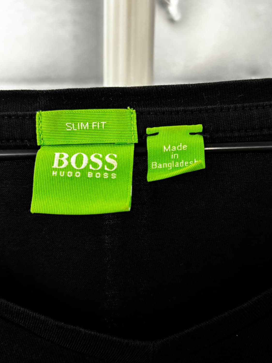 Hugo Boss 블랙 V넥 티셔츠 XXL 상품이미지3