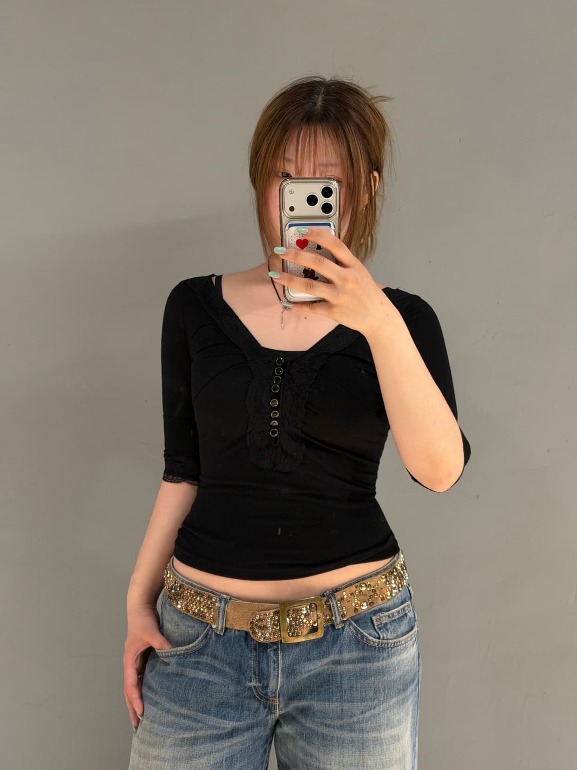 deep v-neck button-up lace top 상품이미지2