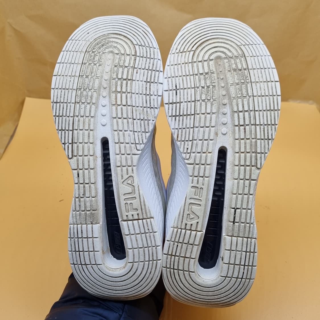 휠라 웨이블렛 알파 운동화250  상품이미지3