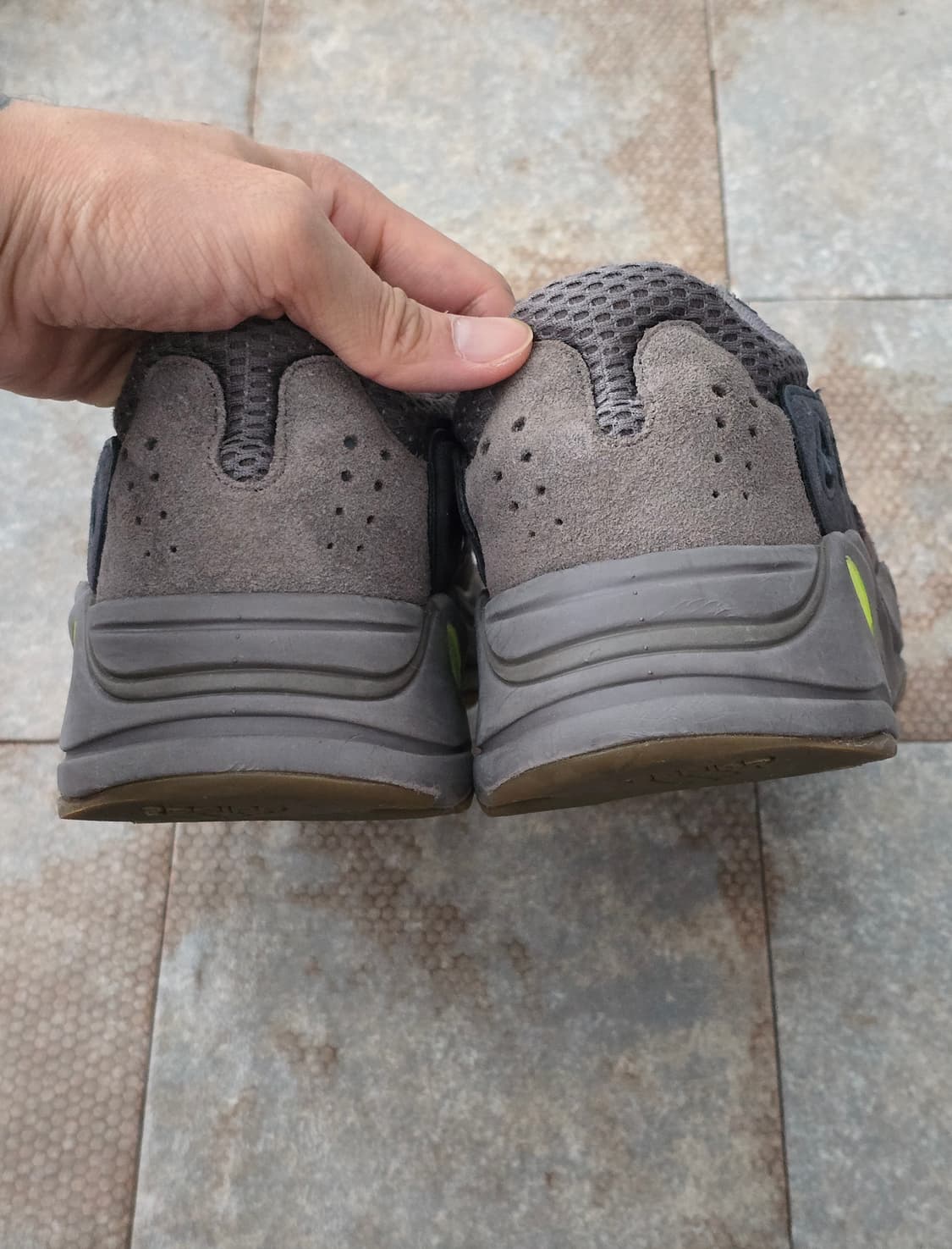 (275)아디다스 이지부스트 700 모브 상품이미지7