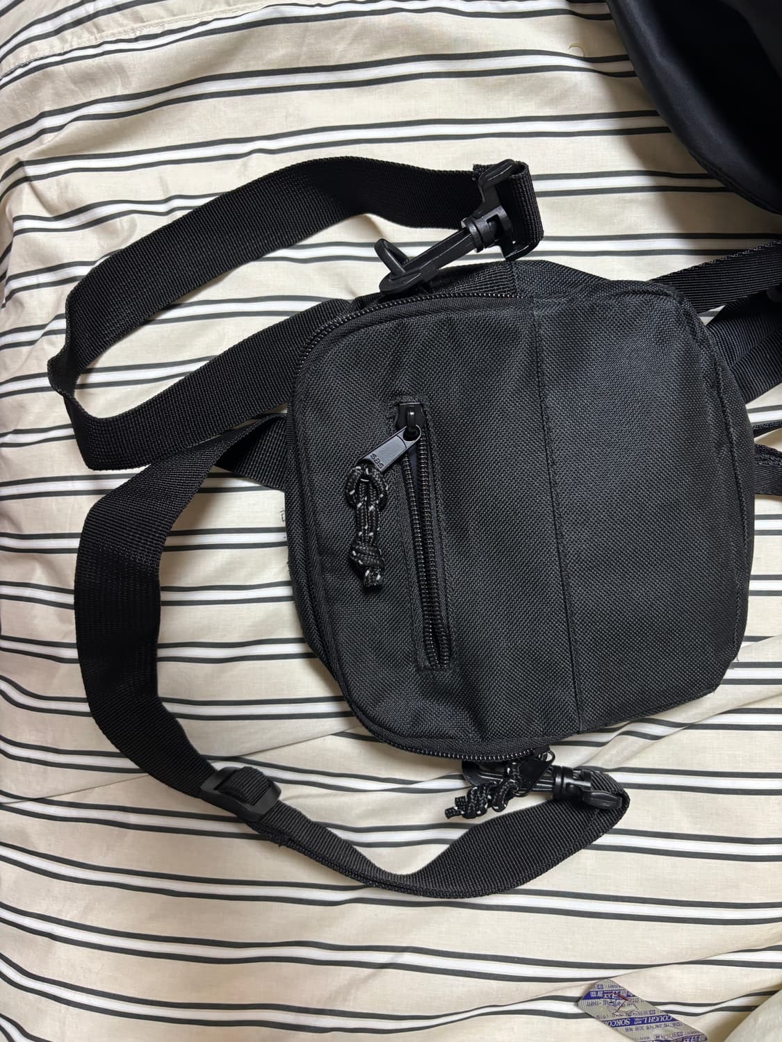 OBEY 미니 크로스백 블랙 상품이미지2