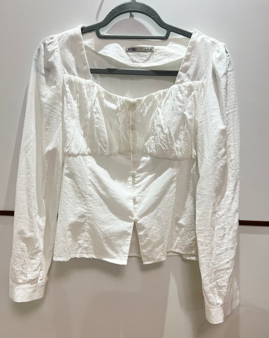 MIXXO(미쏘) 라운드넥 페플럼 블라우스 상품이미지4