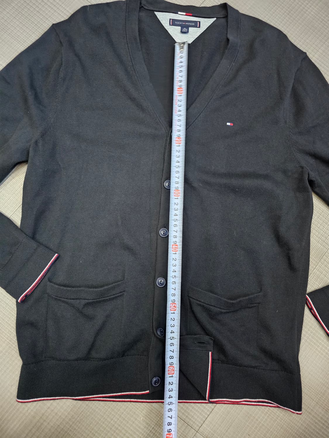 타미힐피거 블랙 가디건 한섬 정품 상품이미지2