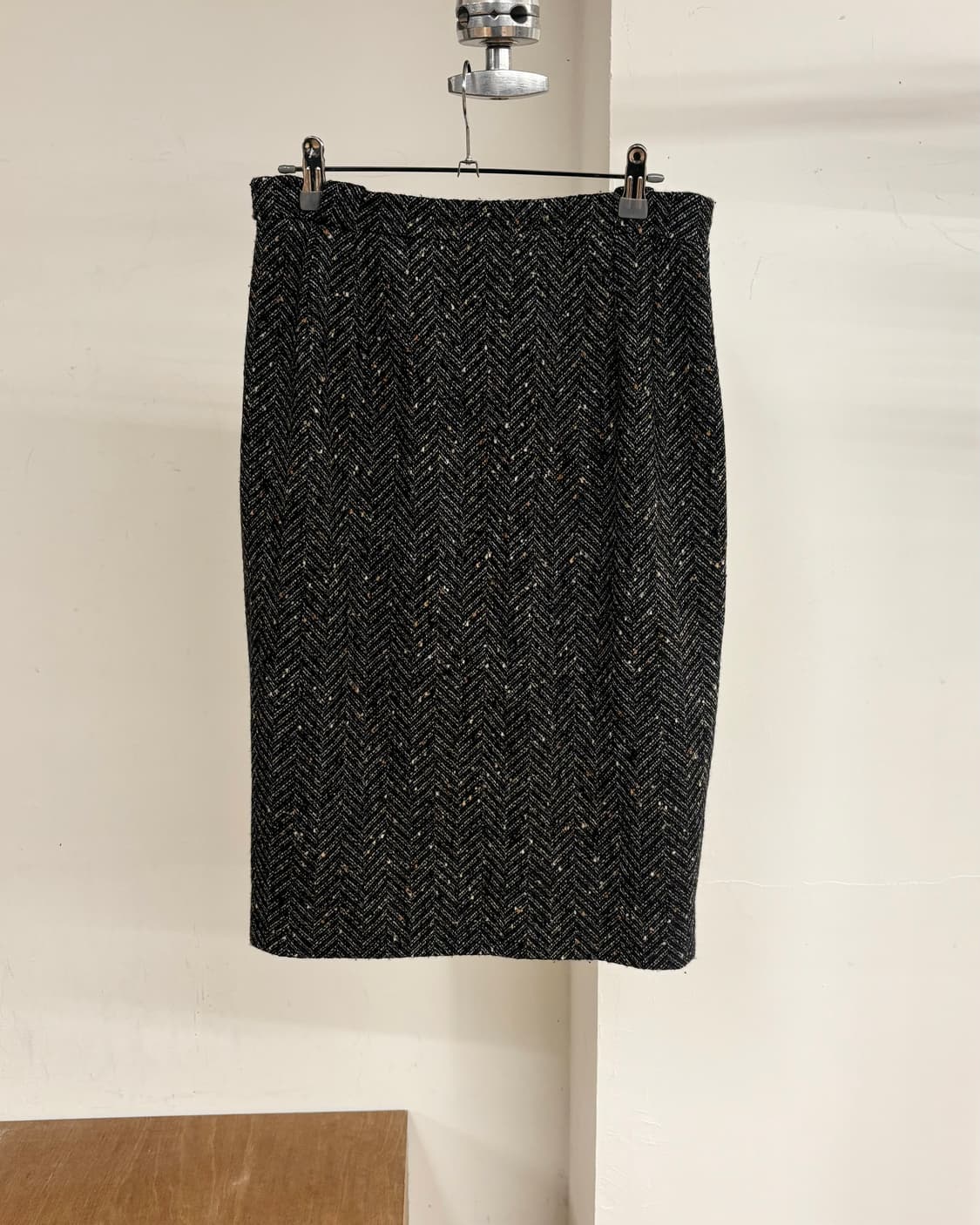 셀린느 블랙 트위드 펜슬 스커트 상품이미지1