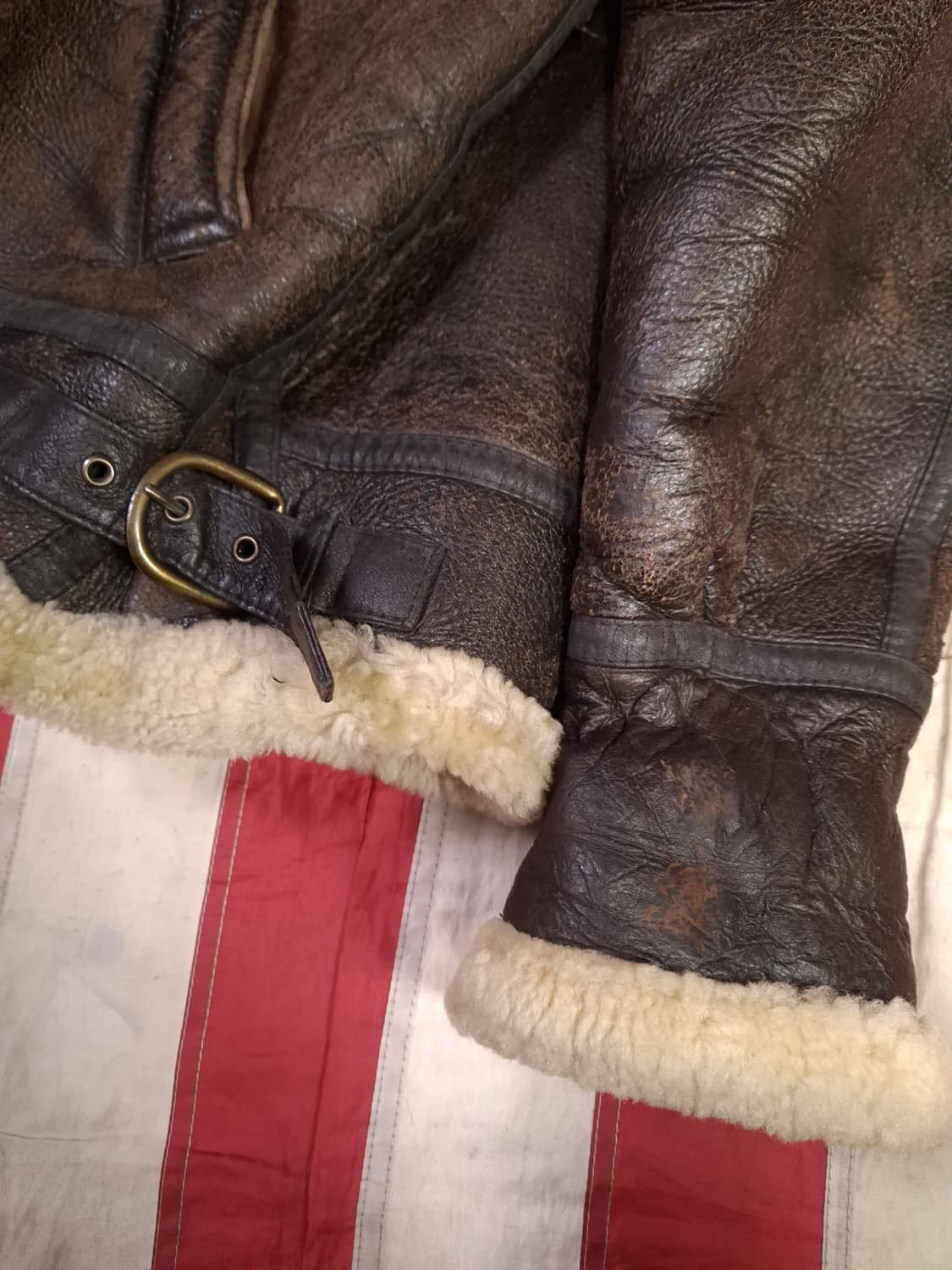 미공군 B-3 TYPE 천연가죽 항공 폭격기 무스탕 상품이미지5