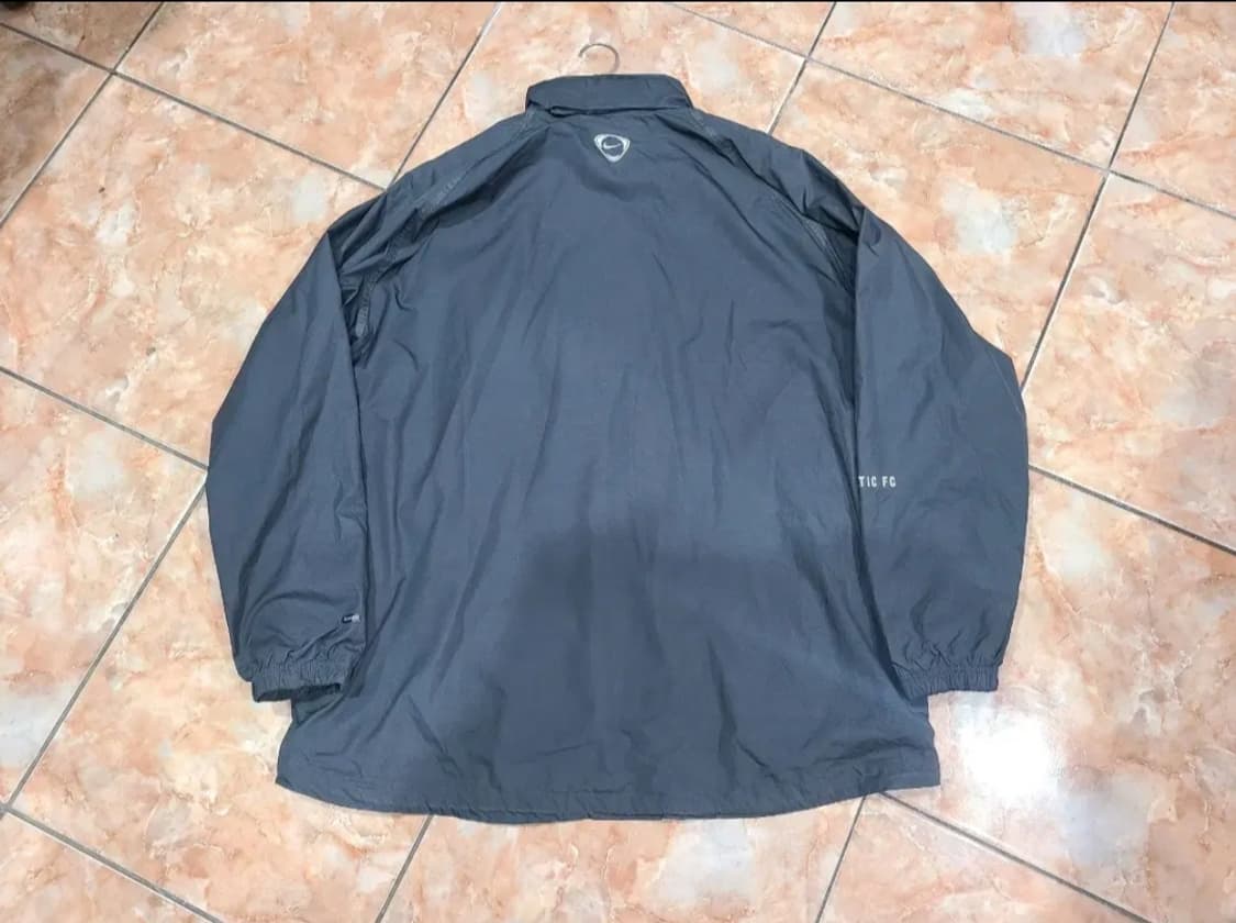 나이키 00s 셀틱FC 바람막이 상품이미지2