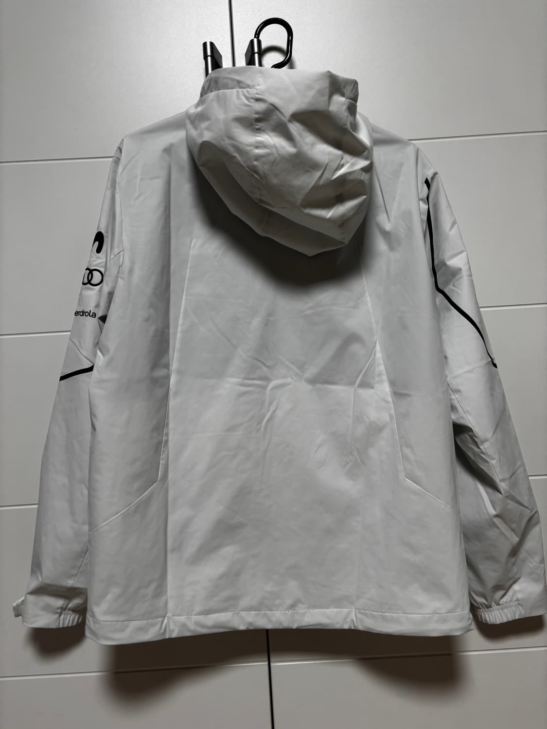 [새제품]데상트 SPAIN SNOW 바람막이 자켓 상품이미지2