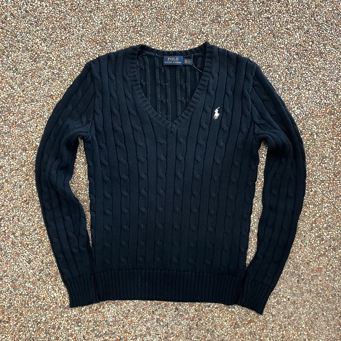 35 폴로 브이넥 니트 상품이미지1