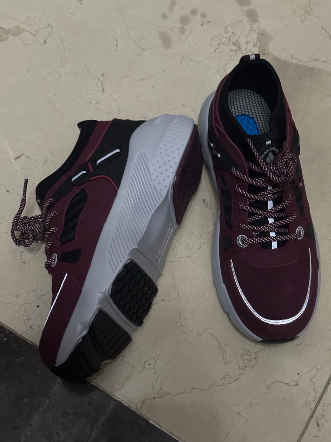 새상품) 몽벨 등산화 버건디 트레킹화/러닝화 워킹슈즈 상품이미지8