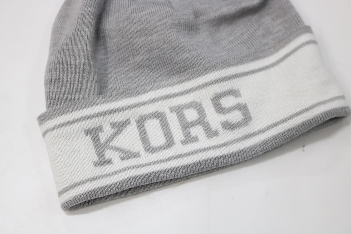 마이클코어스 빈티지 KORS 로고 배색 니트 비니 (FREE) 상품이미지3