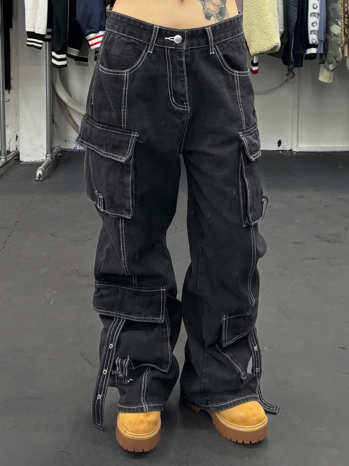 VTG 워시드 멀티포켓 데님 카고팬츠 상품이미지1