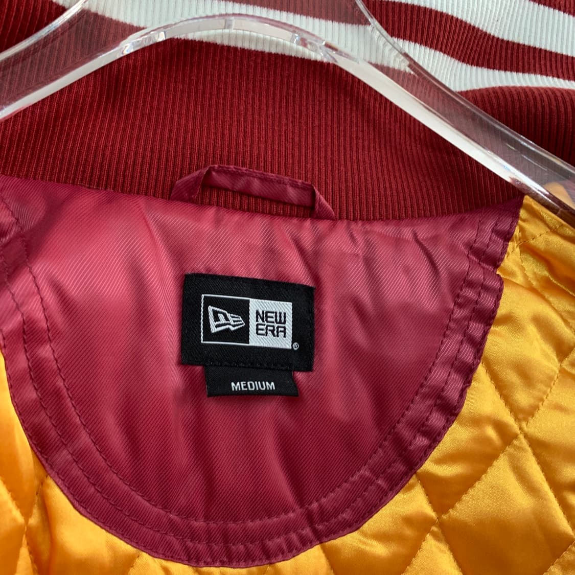 M 뉴에라 버건디 새틴 바시티 스타디움 야구 자켓 상품이미지9