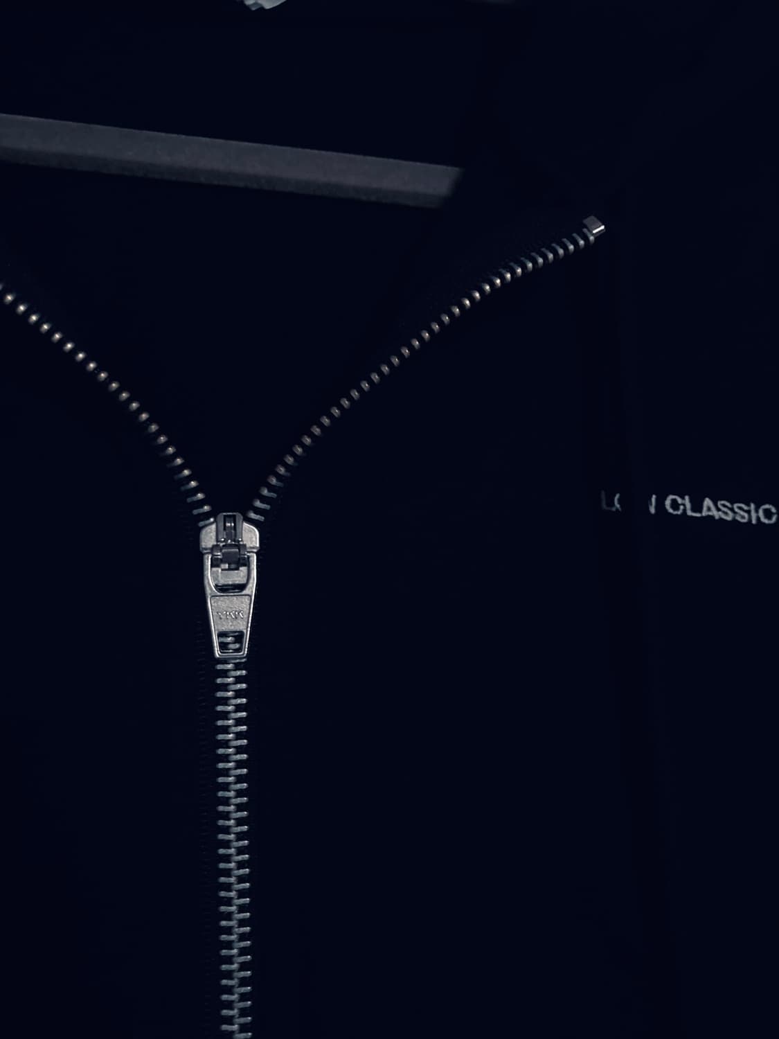 로우클래식 블랙 후드 집업 상품이미지4