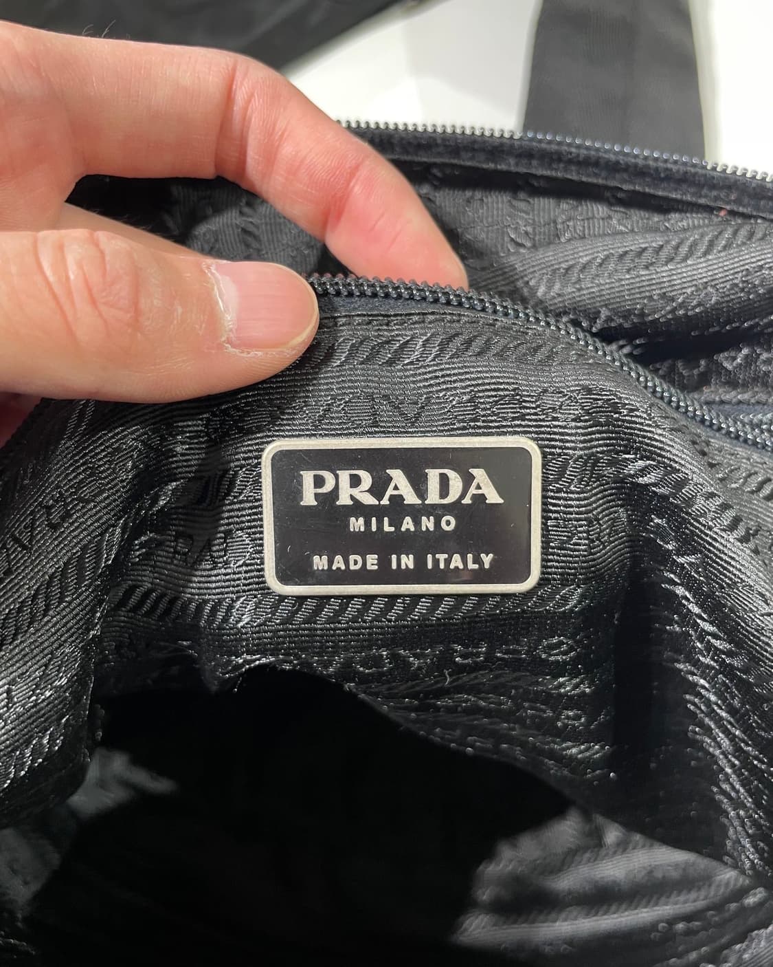 프라다 스포츠 네로 나일론 슬링백 상품이미지9