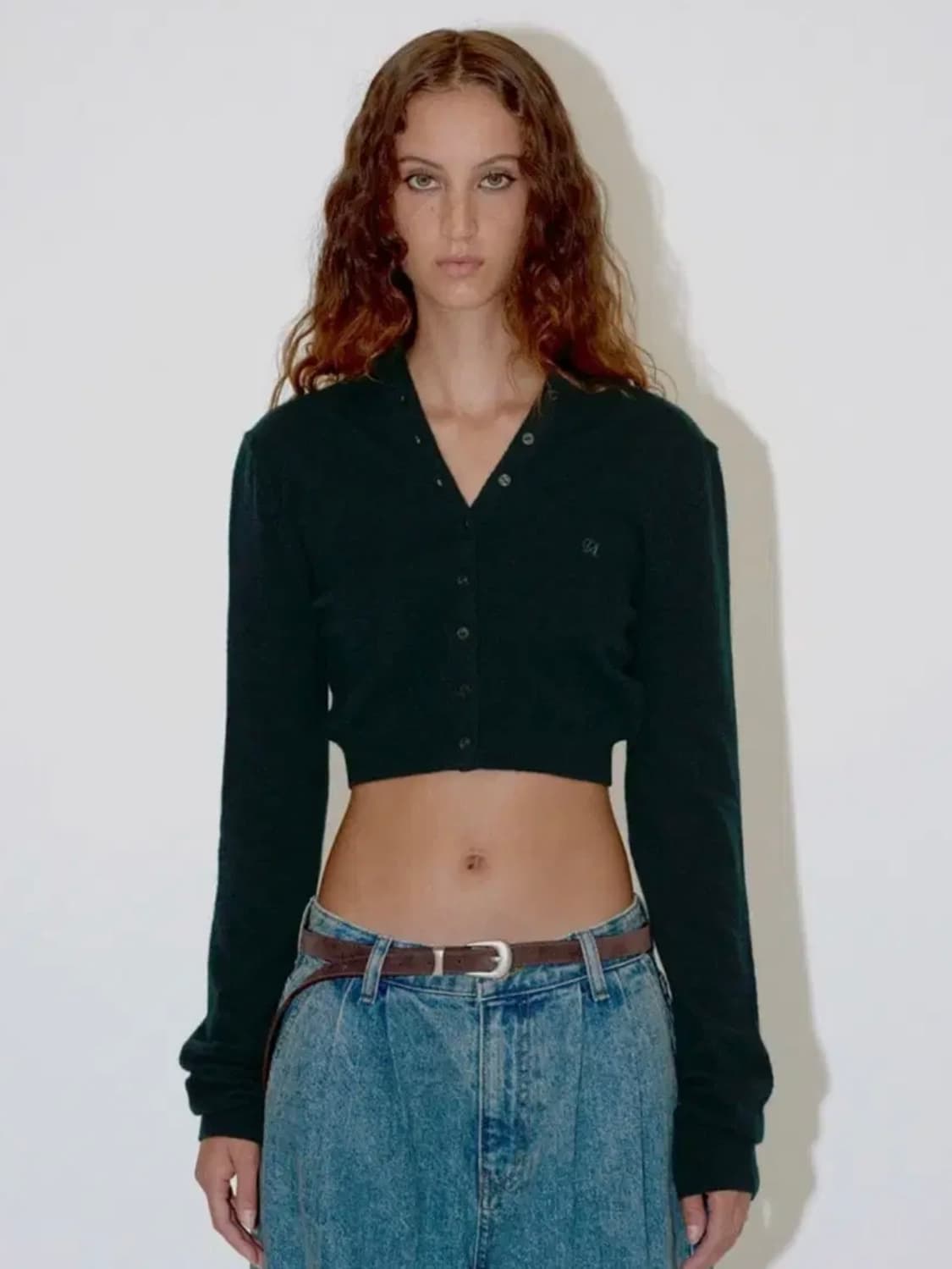 다이애그널 V NECK BUTTON CARDIGAN (그린) 상품이미지1