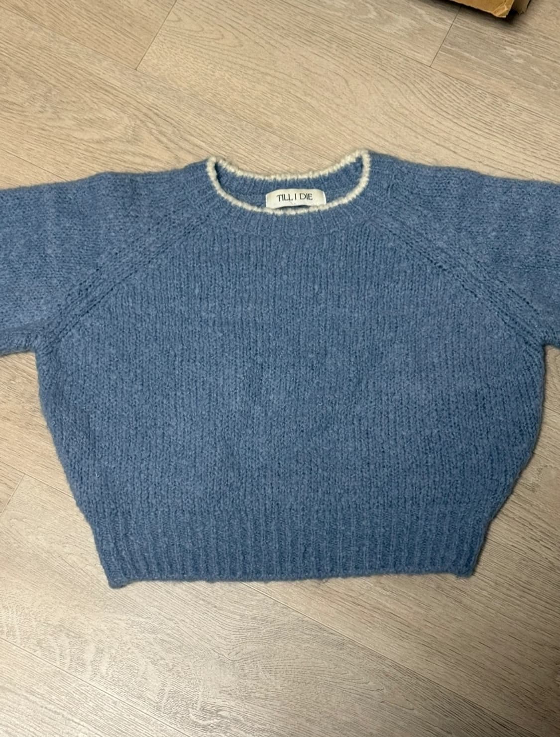 틸아이다이 니트 상품이미지1