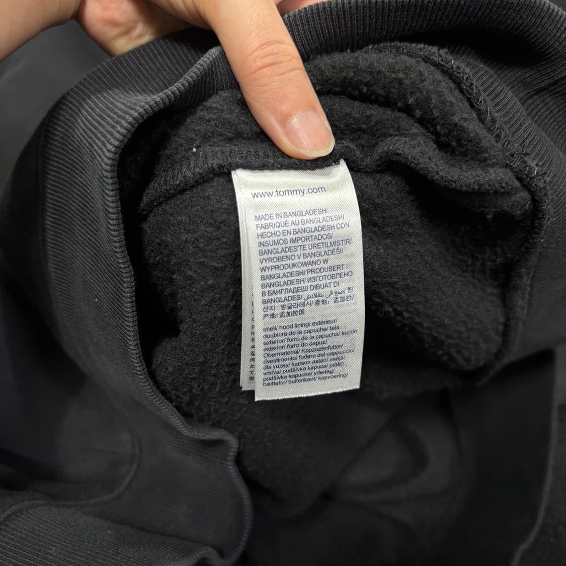 XL 타미힐피거 타미진스 블랙 스몰로고 후드티 상품이미지5