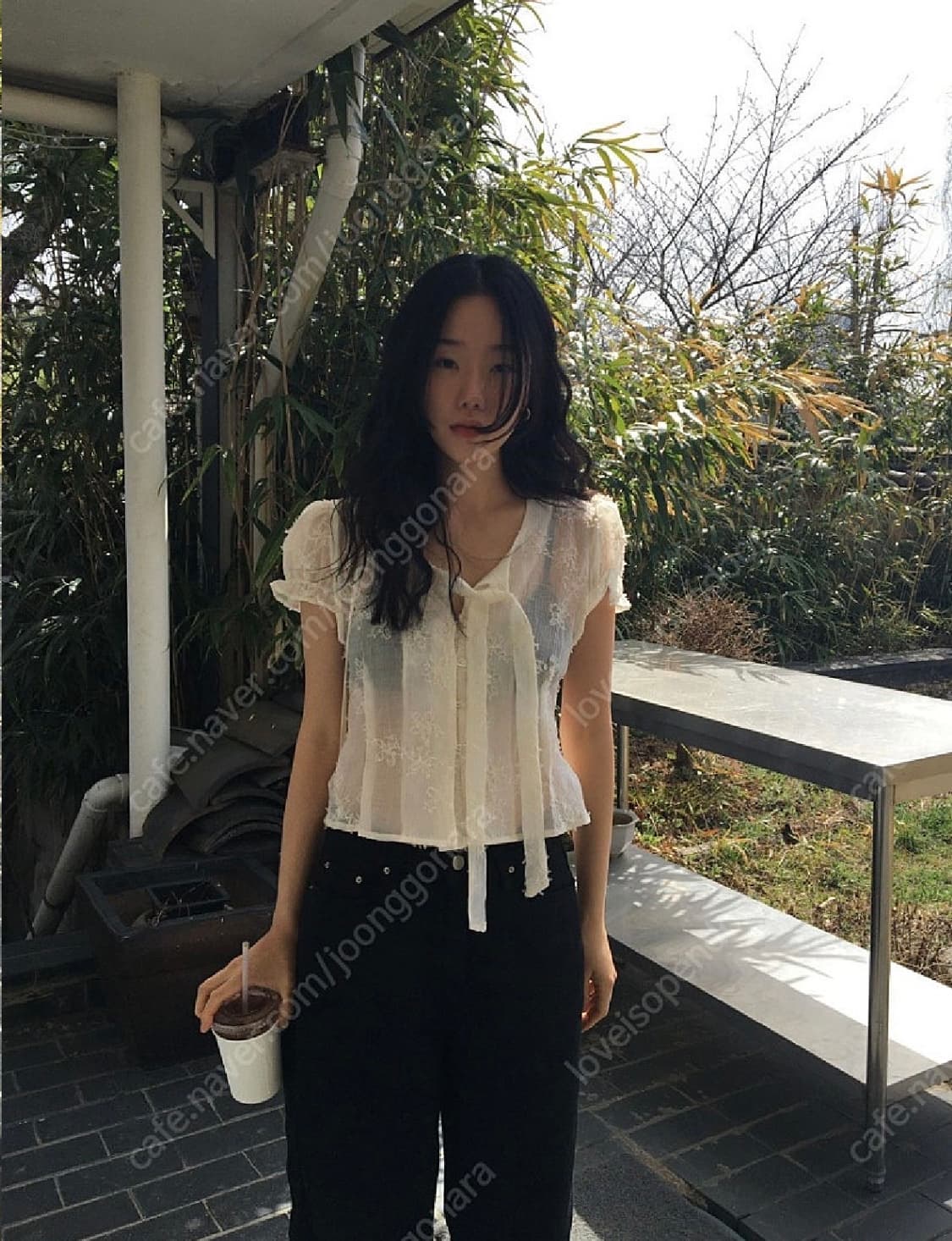 미트미 미닝아웃 퍼프 꽃 타이 블라우스 상품이미지2