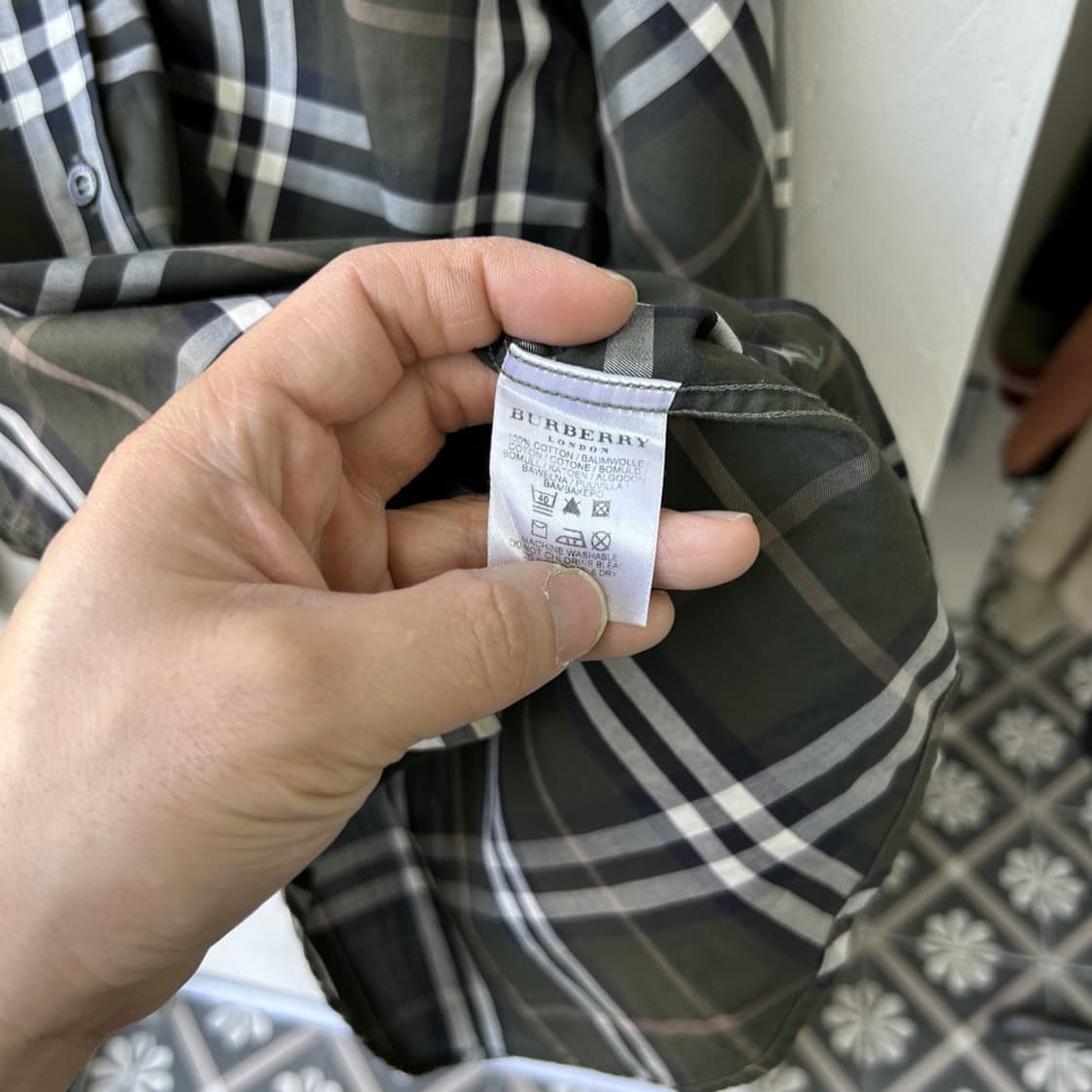 16139 - 버버리 카키 체크 셔츠 상품이미지4