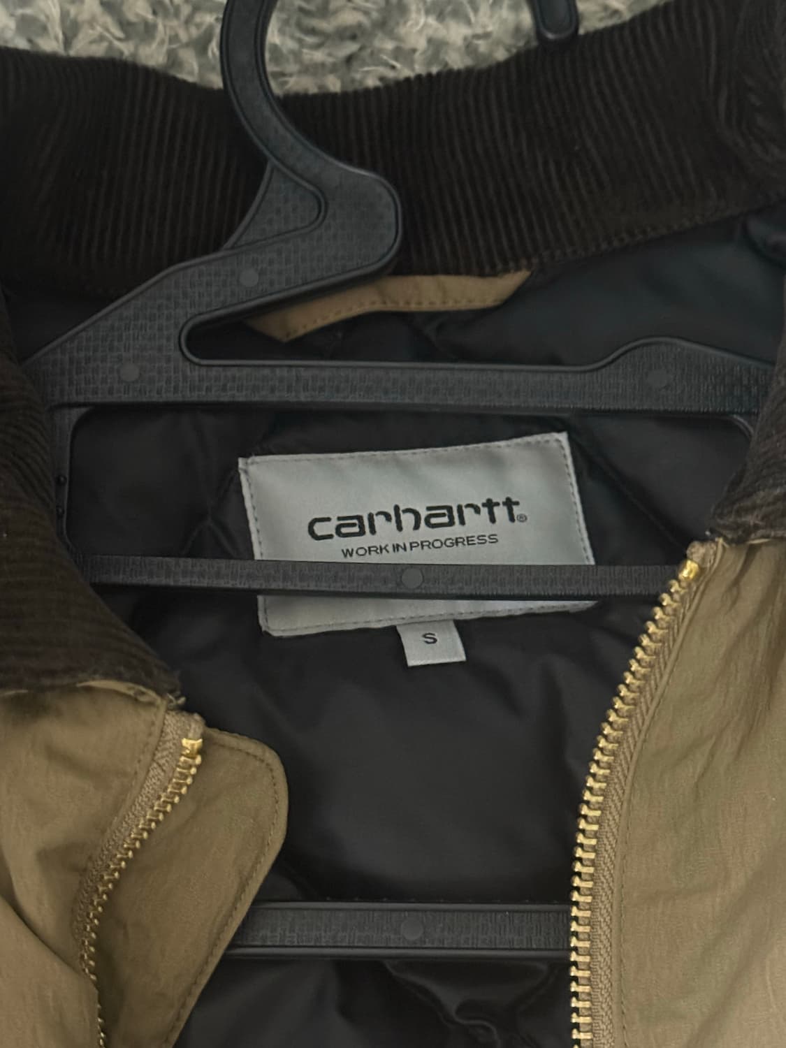 칼하트 다운 자켓 s사이즈 상품이미지3