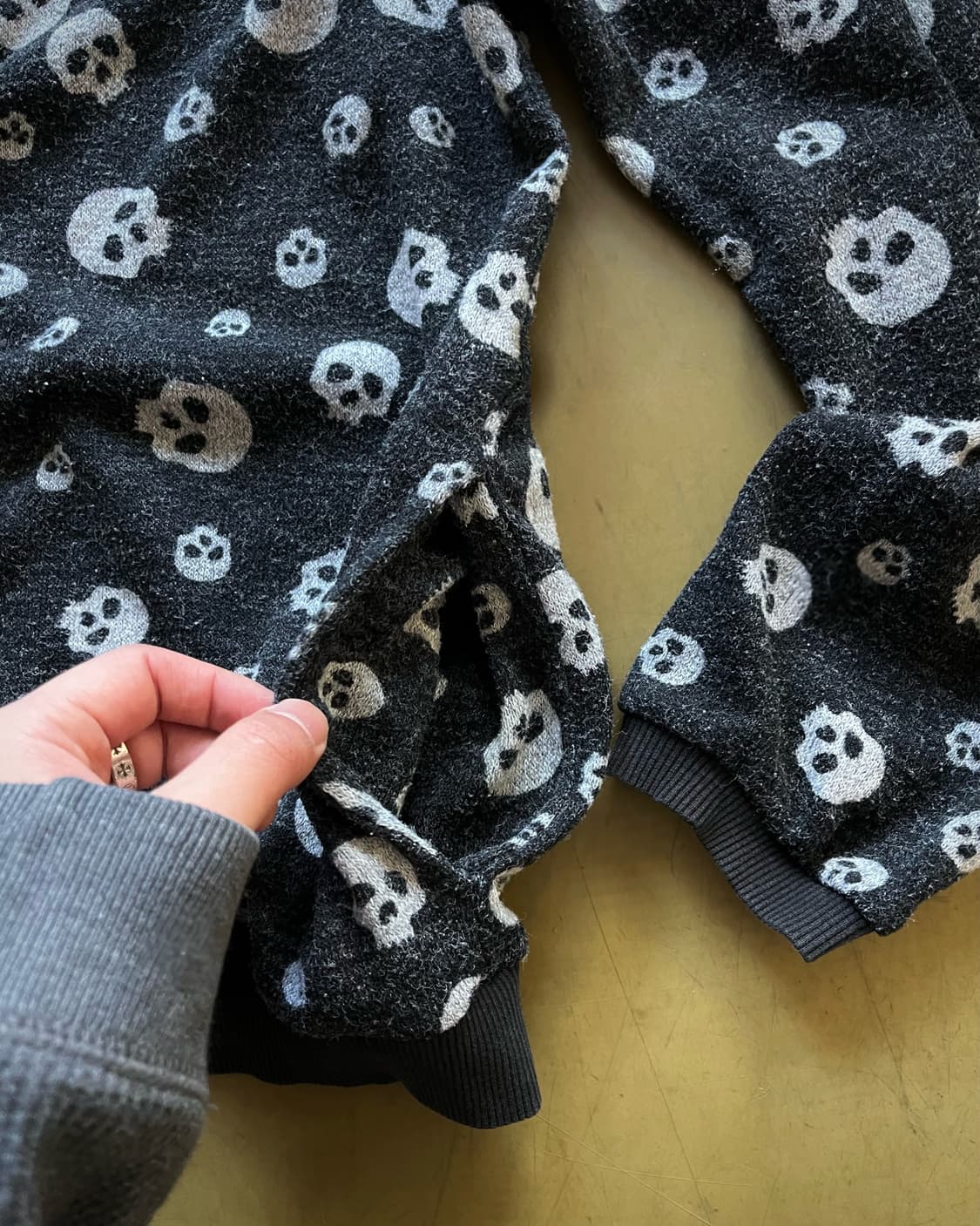 Jpn Vintage Skull Pattern Knit Cardigan 상품이미지6