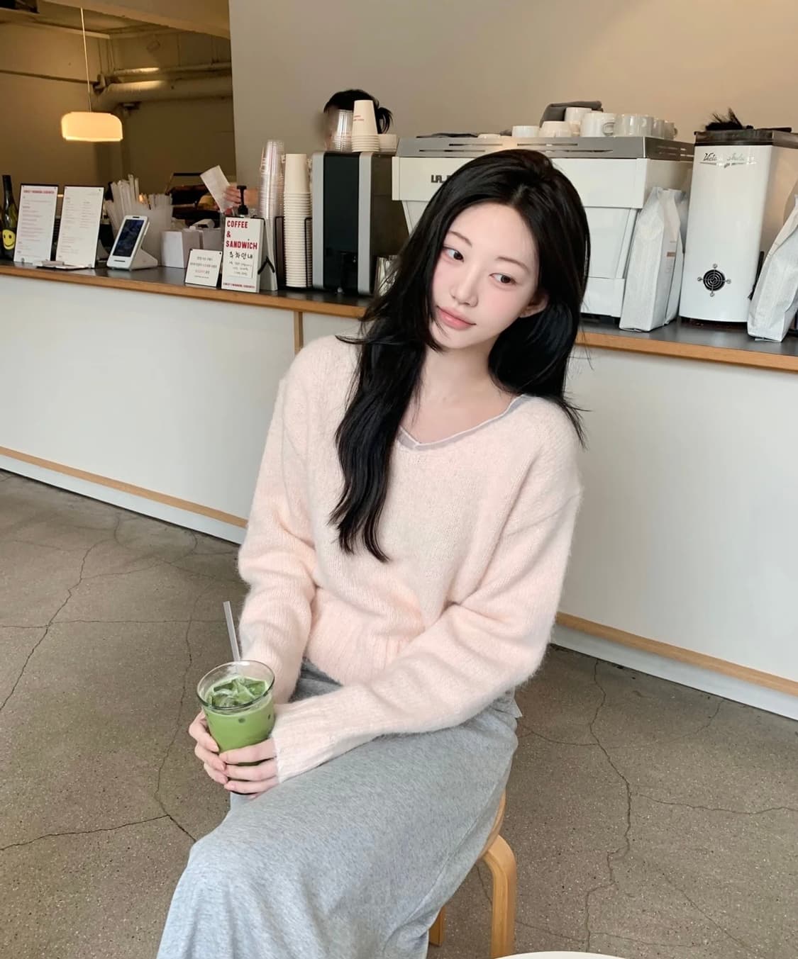 (새상품)제니오 윙스 브이 니트 상품이미지6