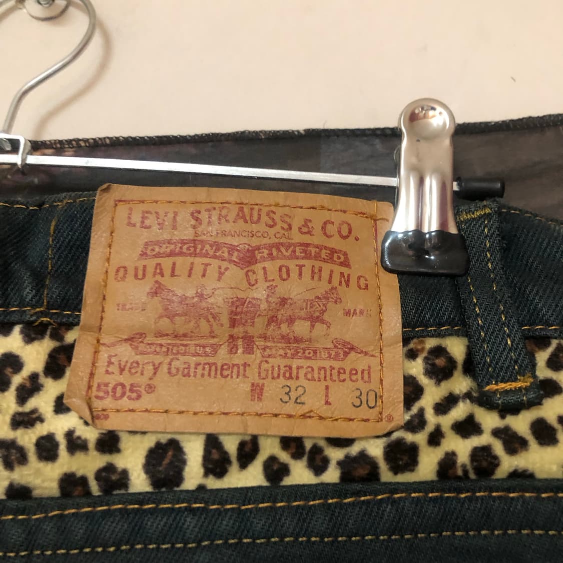 Vintage 💿 Levi's 505 leopard  상품이미지7
