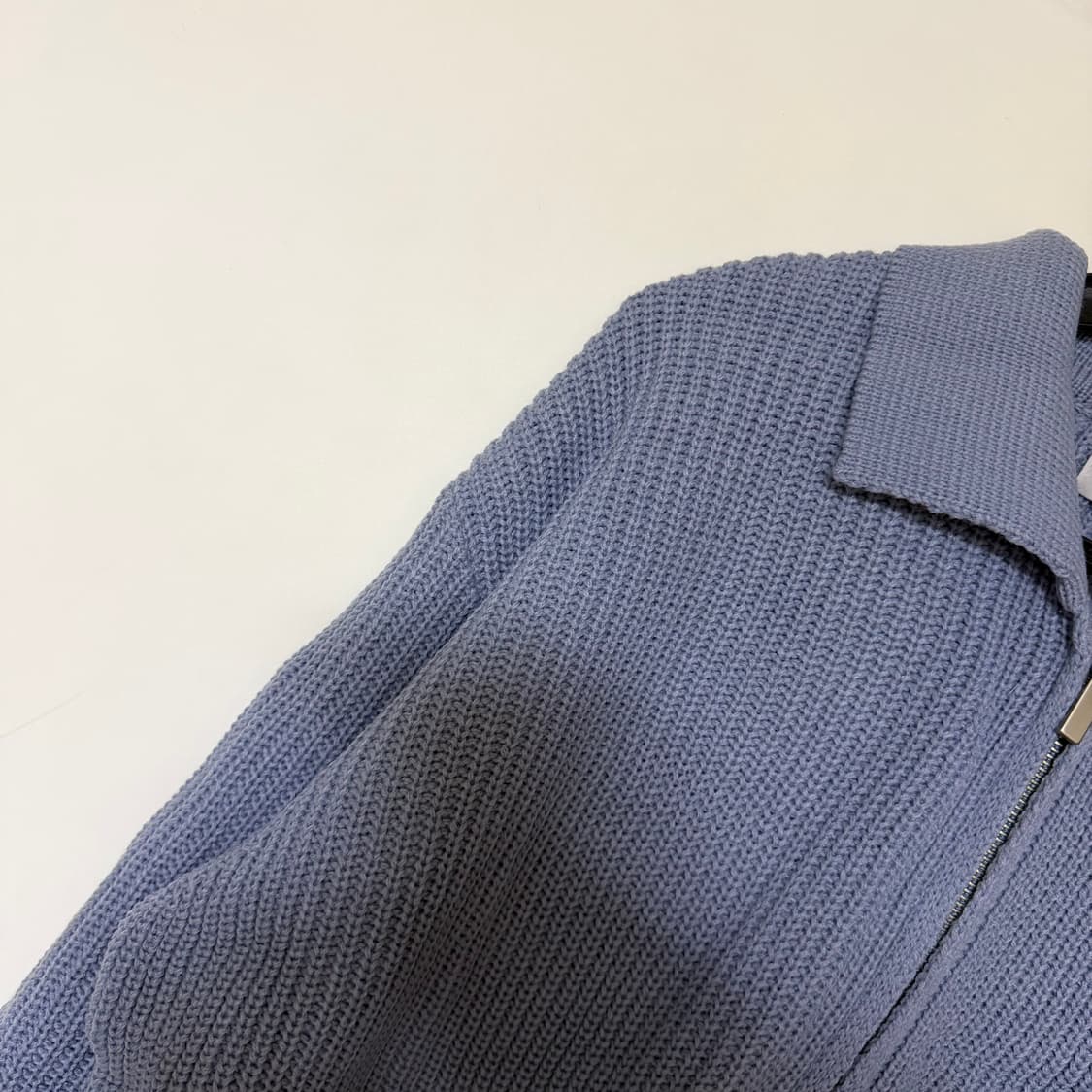 새상품 남자 니트 집업 상품이미지2