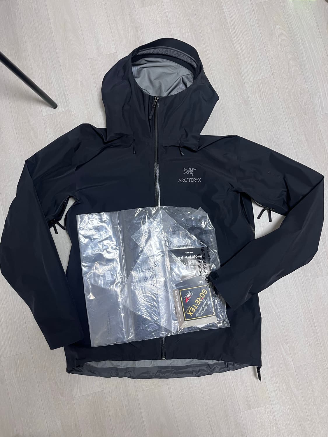 아크테릭스 베타 블랙 L 상품이미지1