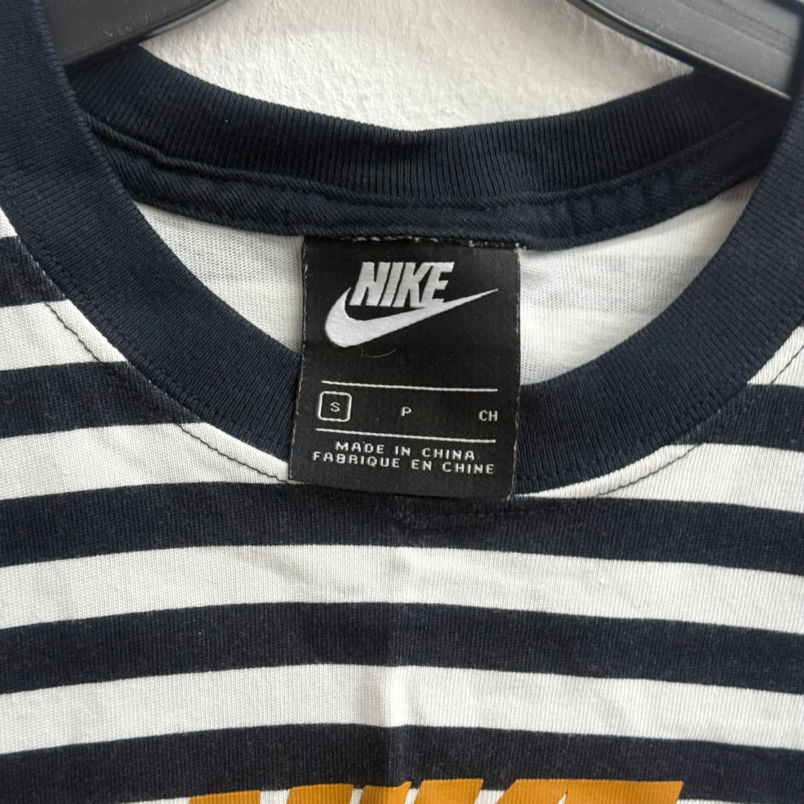 나이키 스트라이프 크롭 흰검 하프 슬리브689 (S) 상품이미지2