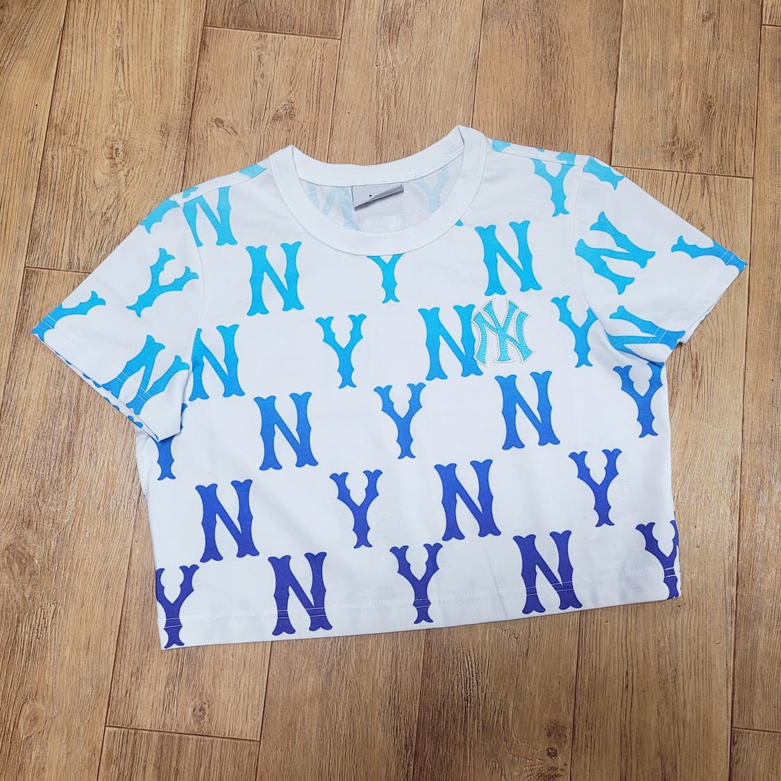 MLB 모노그램 크롭티 55 상품이미지2