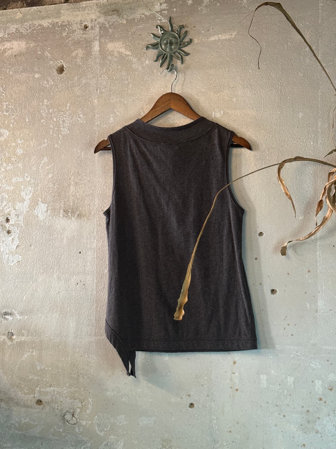 44-55 ) i+mu Patch Flower Sleeveless 상품이미지5