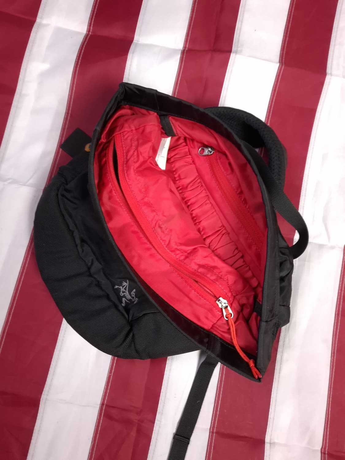 오리지날 아크테릭스 미스트랄 16 크로스백 상품이미지7