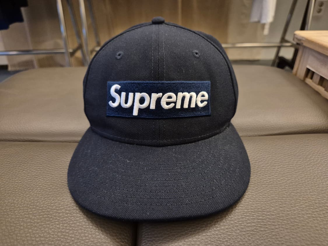 24ss 슈프림x뉴에라 뉴욕양키스 59fifty  상품이미지2