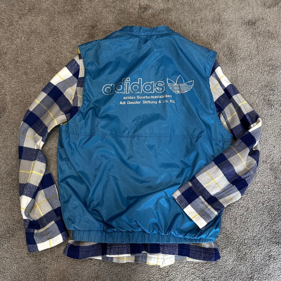 아디다스 올드스쿨 백로고 빈티지 베스트M 상품이미지1