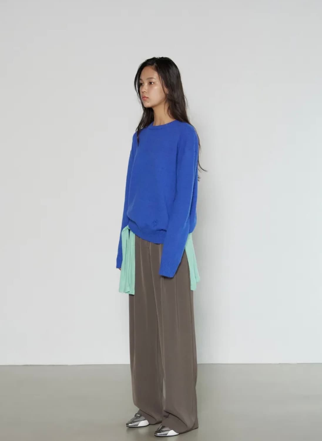 미치코런던 베이직 울 니트 풀오버 코발트 블루 상품이미지3