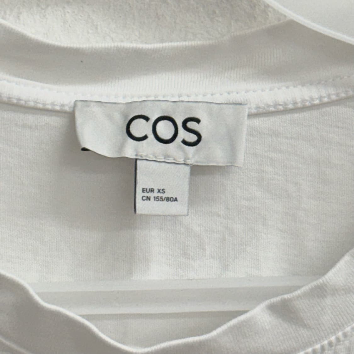 Cos 여성용 크롭 화이트 반팔티 XS 상품이미지2