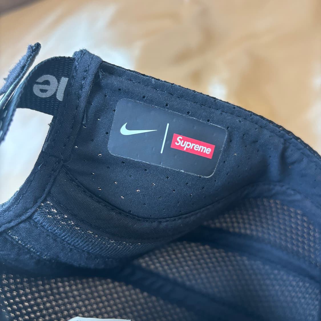 Supreme x Nike 슈프림x나이키 샥스 러닝햇 블랙 캠프캡 모자 상품이미지7