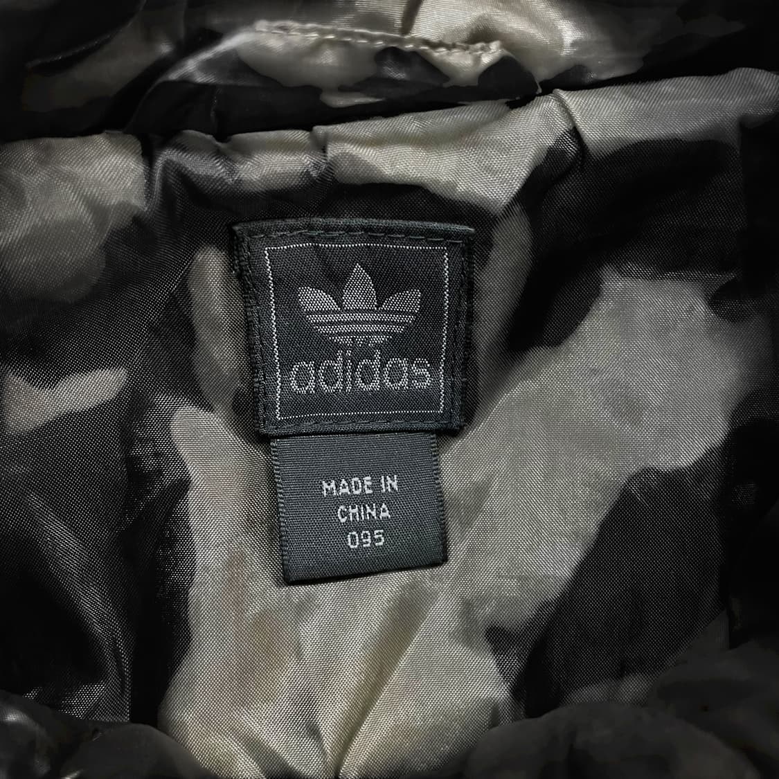 아디다스 y2k 스포티 퀄티드 경량 패딩 자켓 브라운 상품이미지3