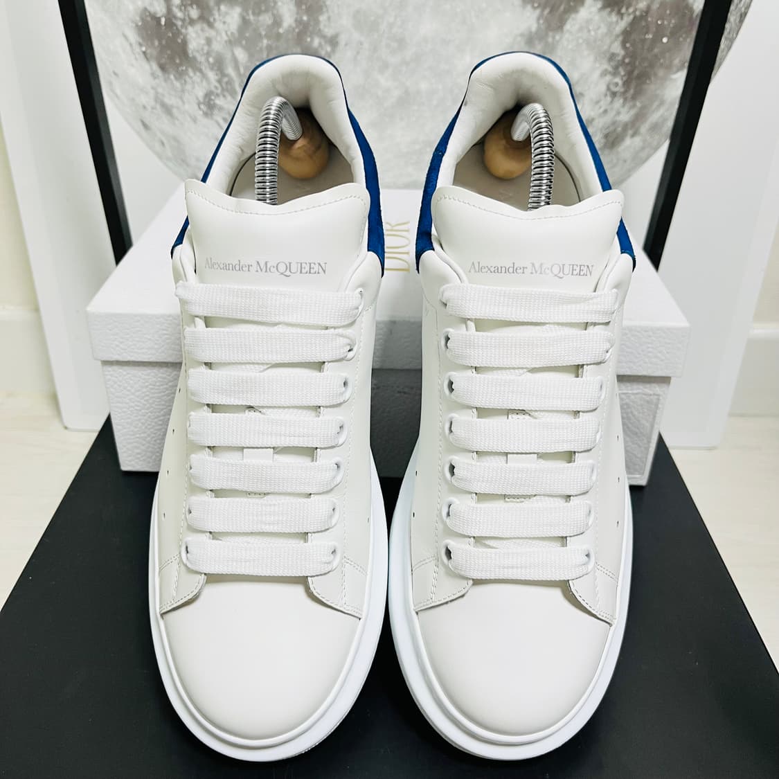 정품 42) 알렉산더 맥퀸 블루 오버솔 스니커즈 270~275 상품이미지3